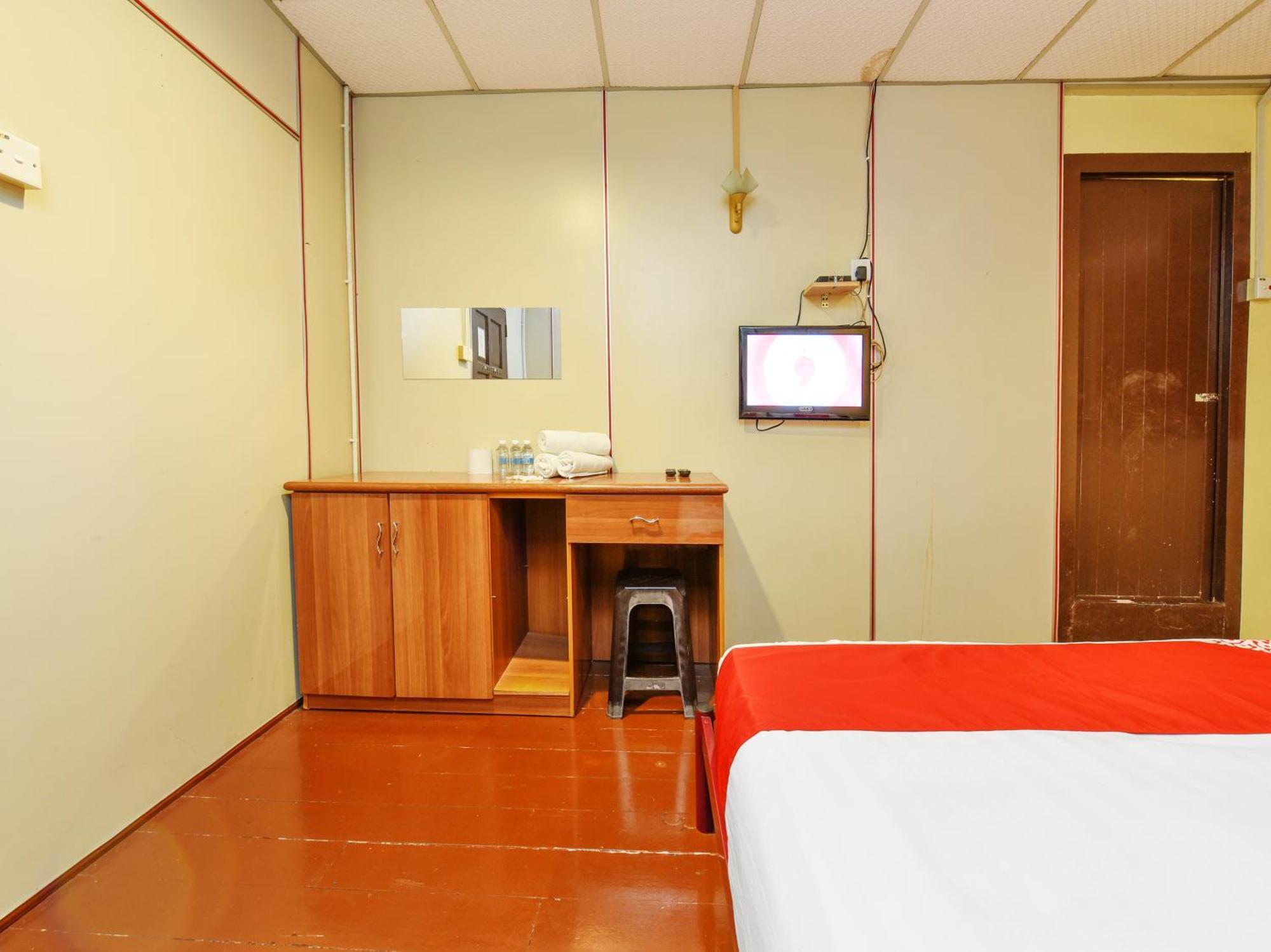 Oyo 90627 Pulau Ketam Inn クラン エクステリア 写真