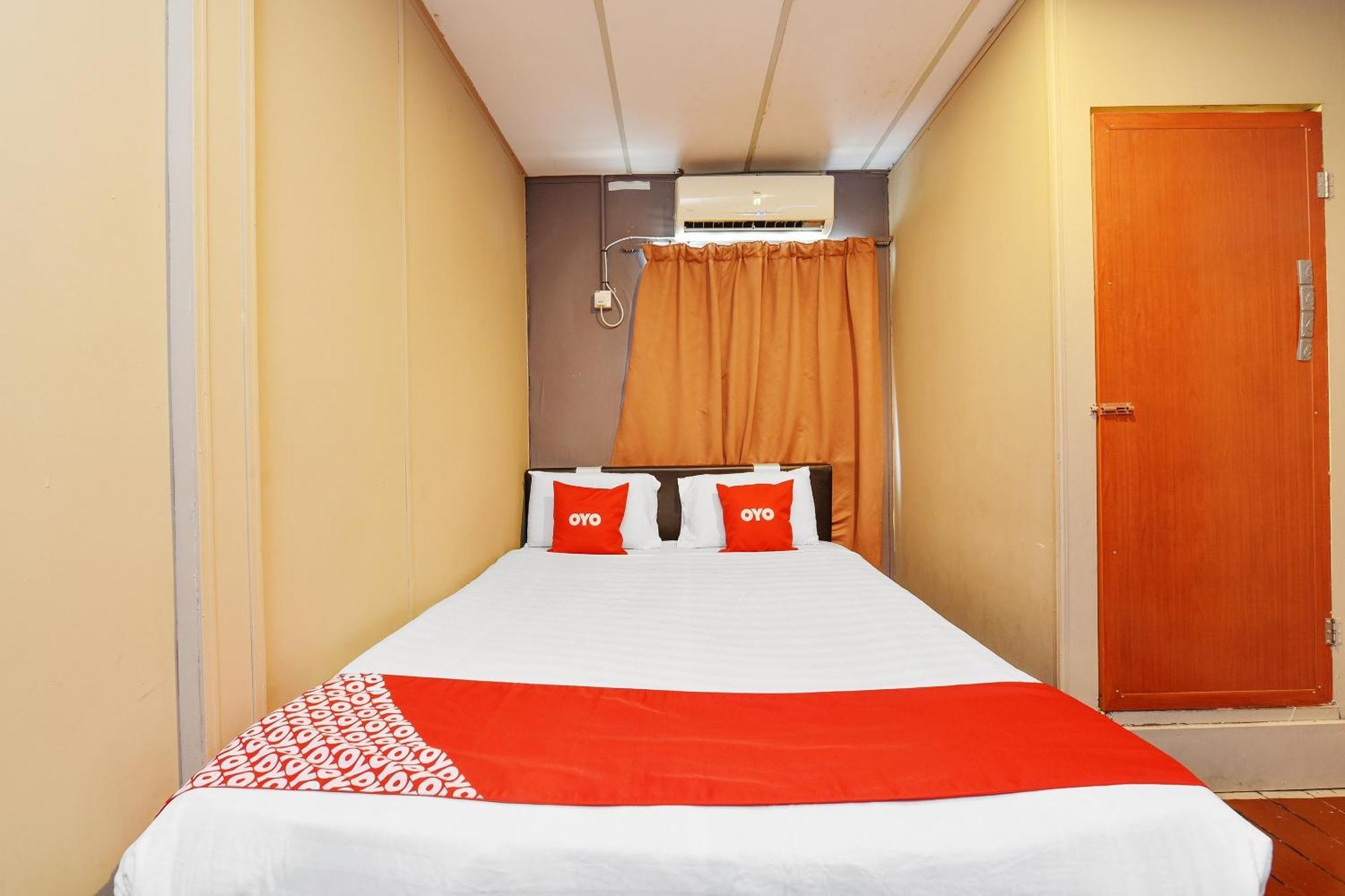 Oyo 90627 Pulau Ketam Inn クラン エクステリア 写真